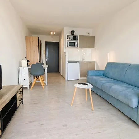 Bright With Pool And Sea View La Seyne-sur-Mer